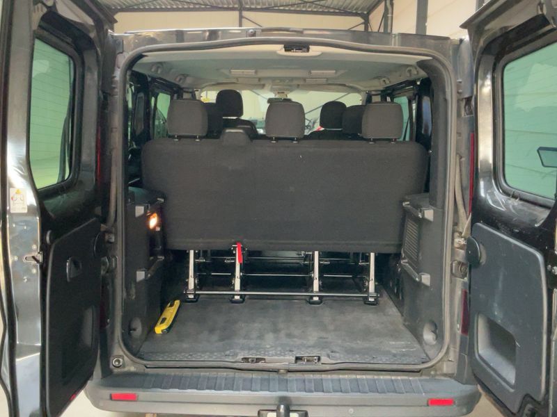 Opel Vivaro 1.6 CDTI Biturbo Combi L1H1 2,7t 2017 – снимка 16