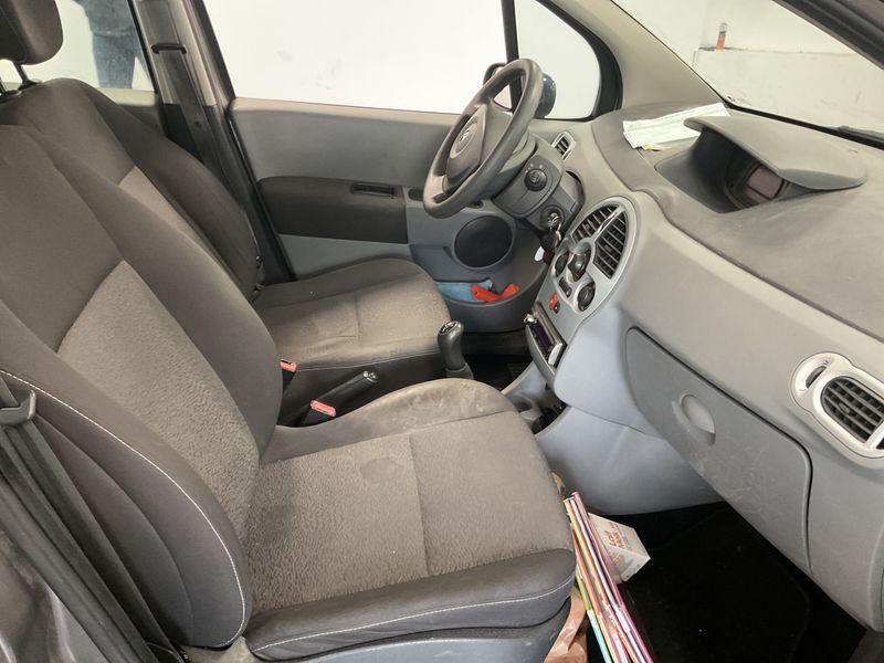 Renault Modus 1.5 dCi Expression 2012 – снимка 3