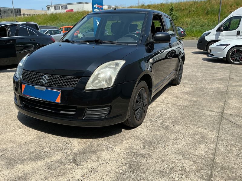 Suzuki Swift 1.3 Comfort 2010 – снимка 1