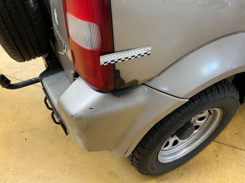 Suzuki Jimny 1.3 JLX 2001 – снимка 45