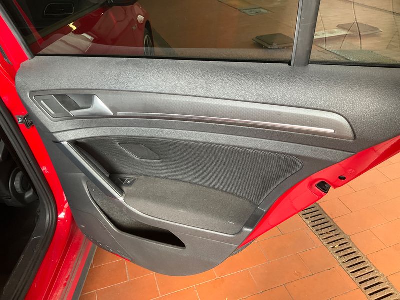 Volkswagen Golf VII 2.0 TSI GTI Performance BlueMotion Tech 2019 – снимка 23