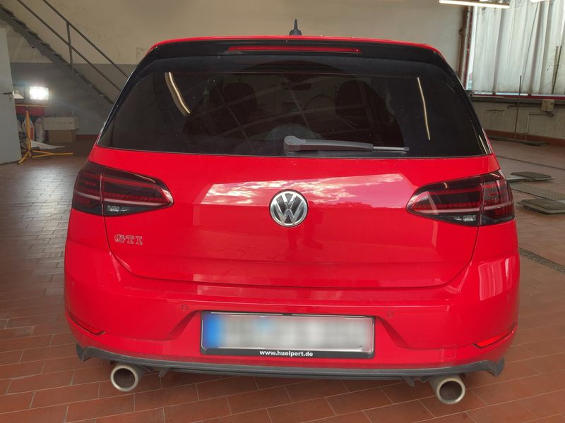 Volkswagen Golf VII 2.0 TSI GTI Performance BlueMotion Tech 2019 – снимка 7