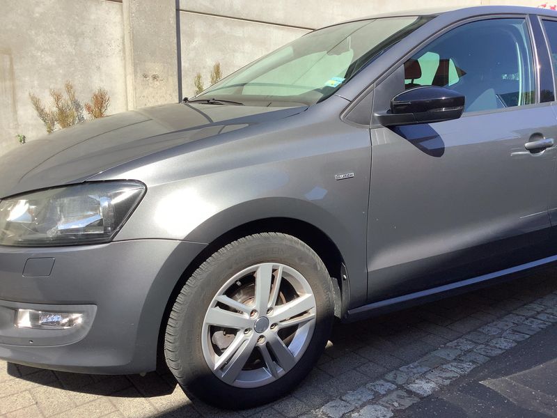 Volkswagen Polo 1.2 TSI Match BlueMotion Tech 2012 – снимка 2