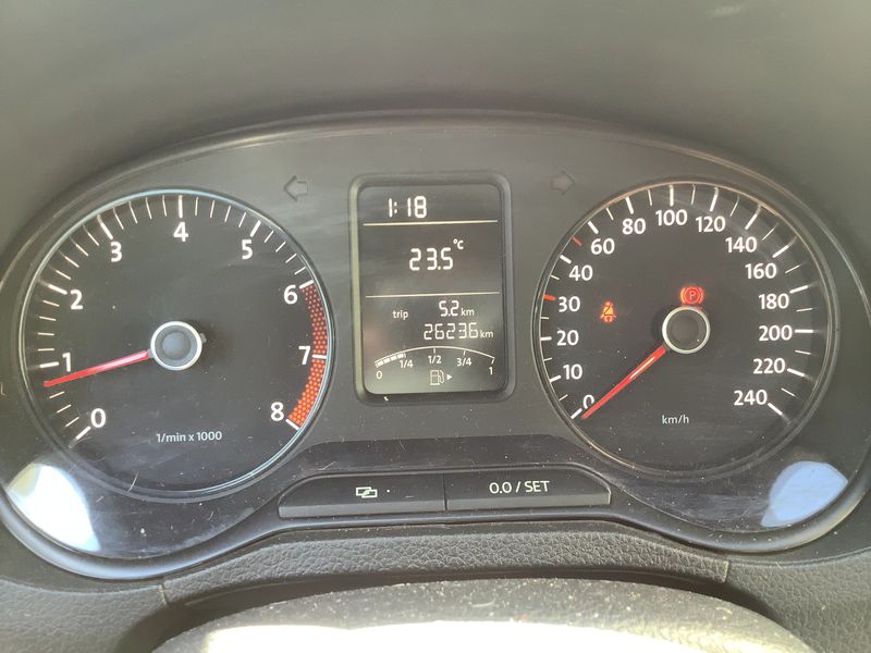 Volkswagen Polo 1.2 TSI Match BlueMotion Tech 2012 – снимка 18