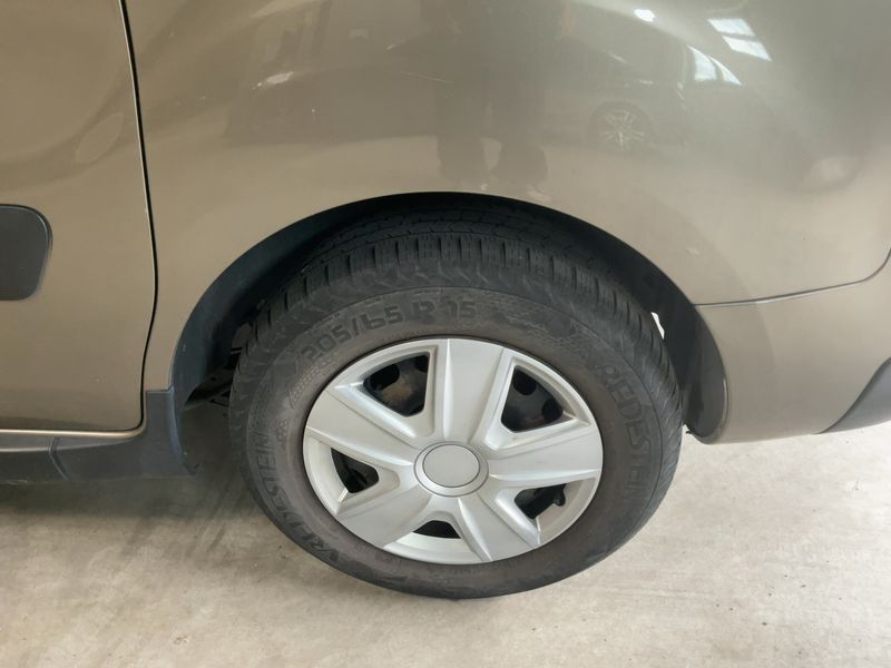 Citroen Berlingo 1.6 Blue-HDi XTR 2016 – снимка 5