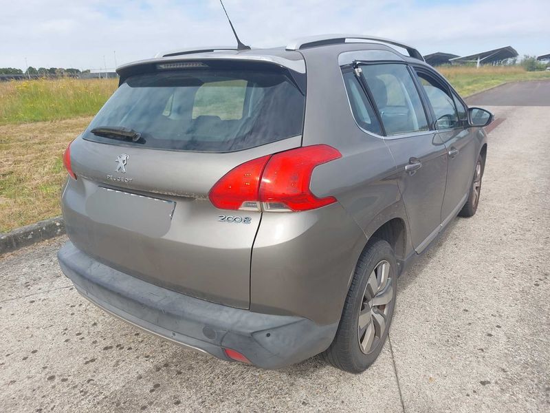 Peugeot 2008 1.2 VTi Allure 2014 – снимка 5
