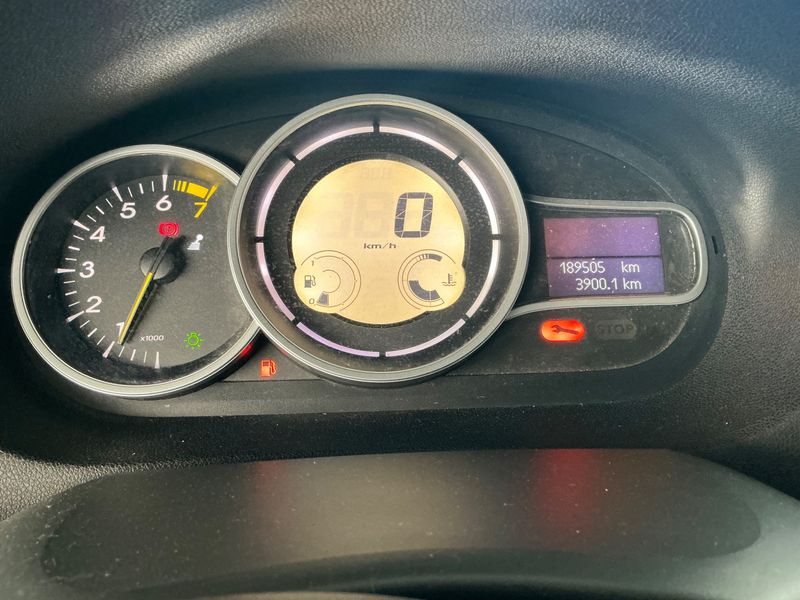 Renault Megane 1.4 TCe Expression 2010 – снимка 4