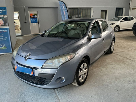 Renault Megane 1.4 TCe Expression 2010 – снимка 1