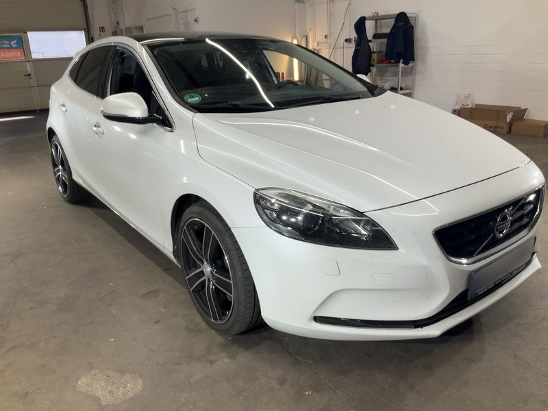 Volvo V40 2.0 D3 Momentum 2014 – снимка 12