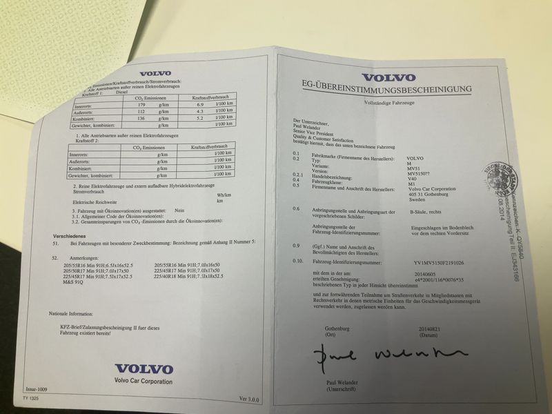 Volvo V40 2.0 D3 Momentum 2014 – снимка 22