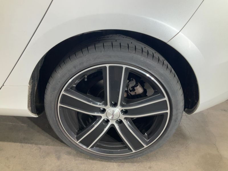 Volvo V40 2.0 D3 Momentum 2014 – снимка 5