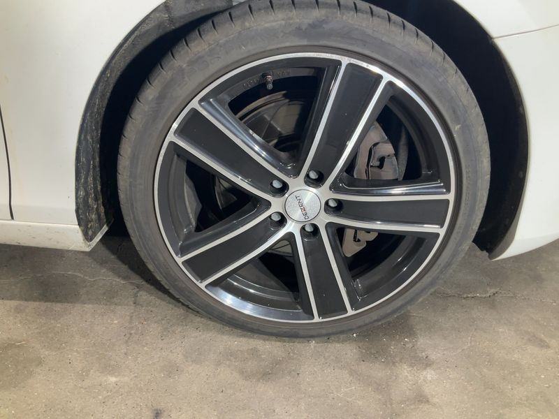 Volvo V40 2.0 D3 Momentum 2014 – снимка 11