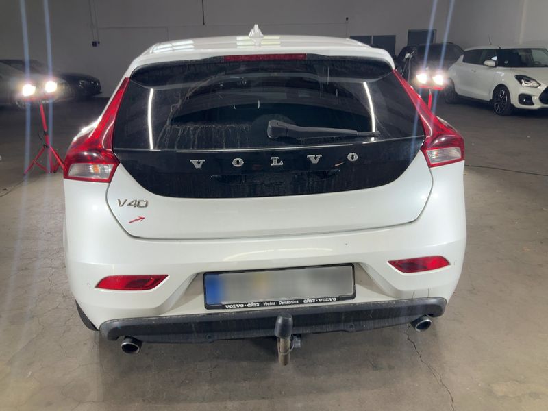 Volvo V40 2.0 D3 Momentum 2014 – снимка 7