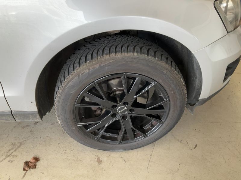 Audi Q5 2.0 TFSI quattro 2008 – снимка 11
