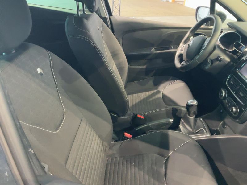 Renault Clio 0.9 Energy Limited 2018 – снимка 16