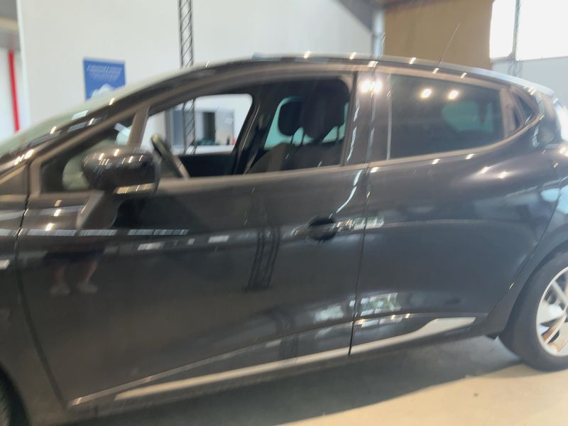 Renault Clio 0.9 Energy Limited 2018 – снимка 4