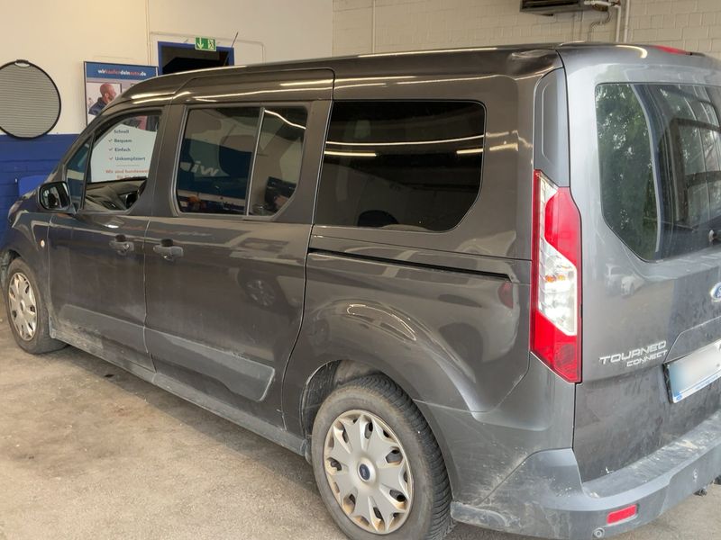 Ford Grand Tourneo Connect 1.5 TDCi Trend 2017 – снимка 6