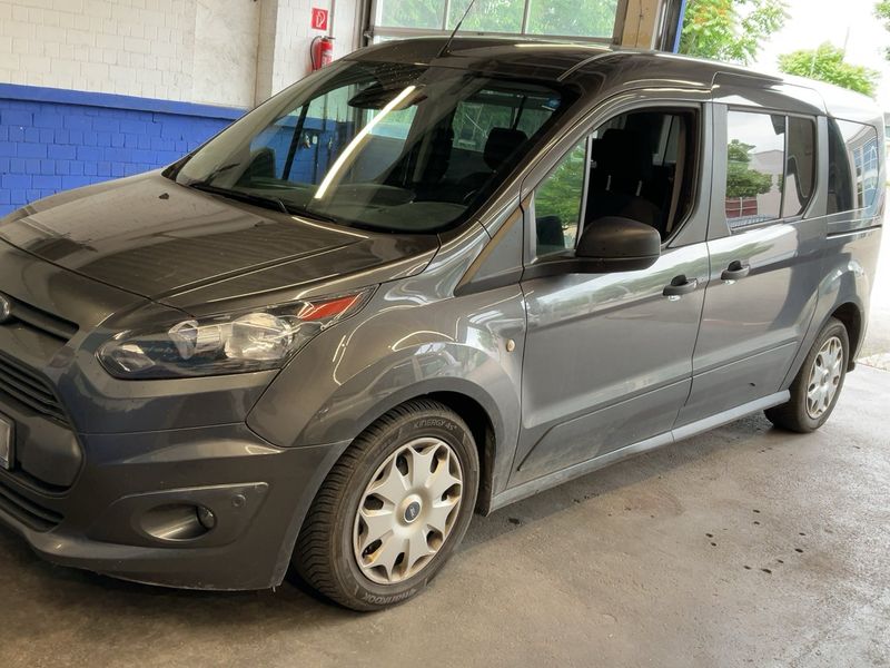 Ford Grand Tourneo Connect 1.5 TDCi Trend 2017 – снимка 2