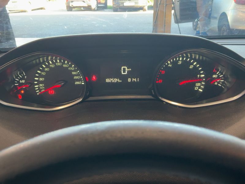 Peugeot 308 1.6 HDi Active 2015 – снимка 19