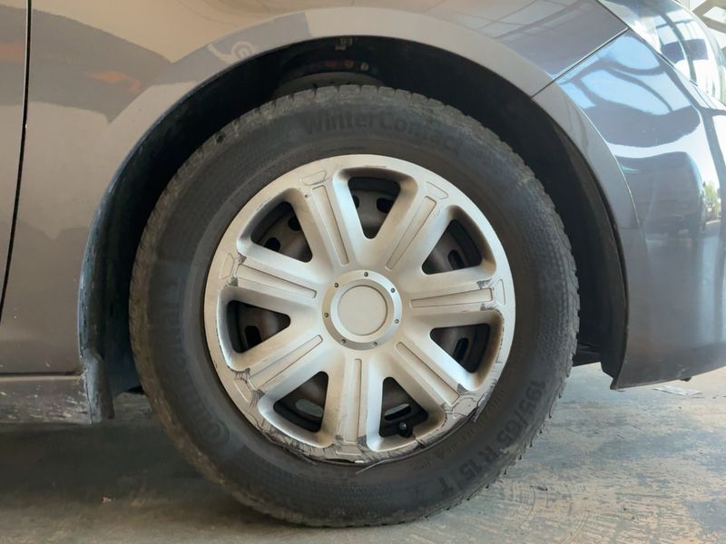 Peugeot 308 1.6 HDi Active 2015 – снимка 11