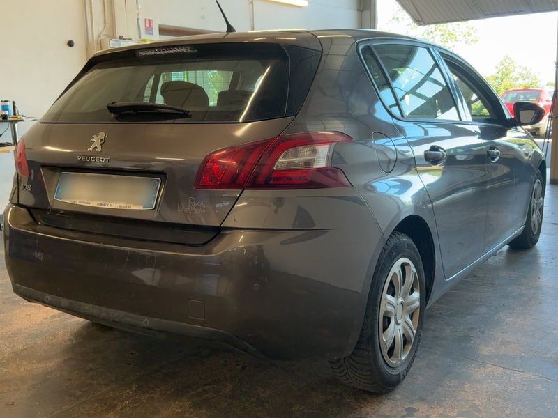 Peugeot 308 1.6 HDi Active 2015 – снимка 8