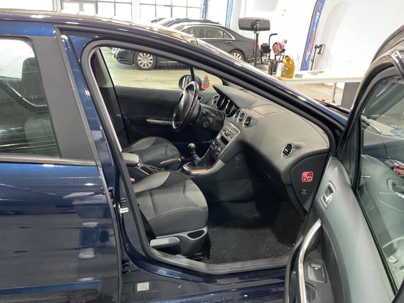 Peugeot 308 1.6 THP Allure 2011 – снимка 3