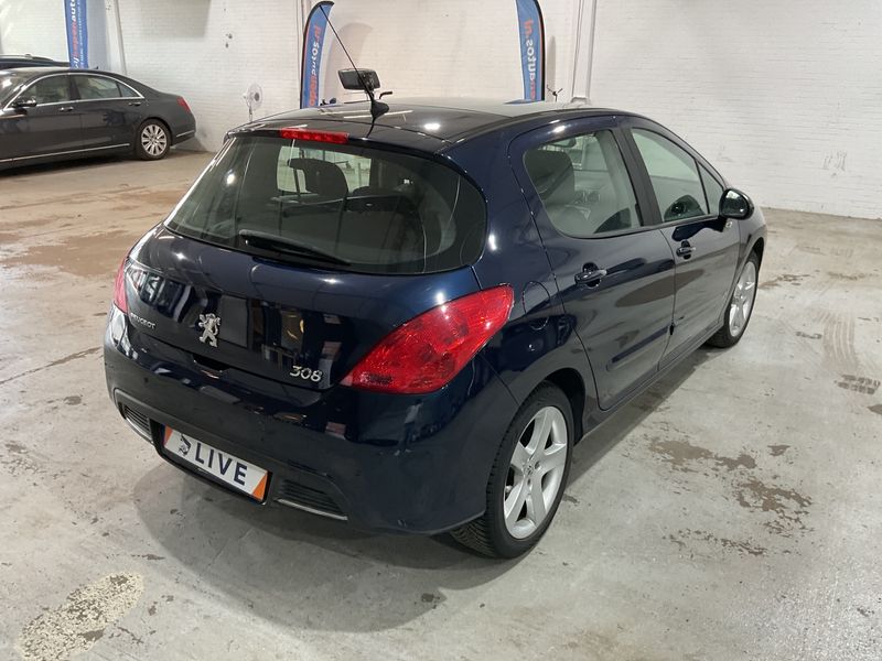 Peugeot 308 1.6 THP Allure 2011 – снимка 2
