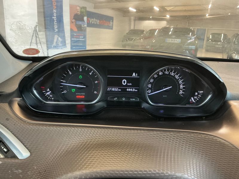 Peugeot 2008 1.6 e-HDi Allure 2015 – снимка 4
