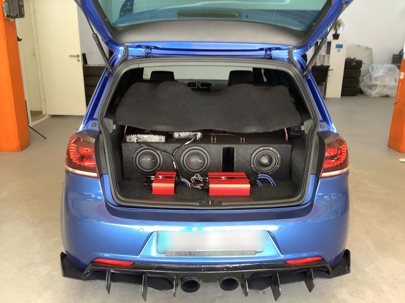 Volkswagen Golf VI 2.0 TSI R 2010 – снимка 15