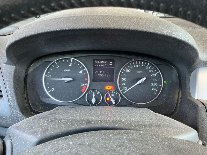 Renault Laguna 2.0 dCi 2007 – снимка 4