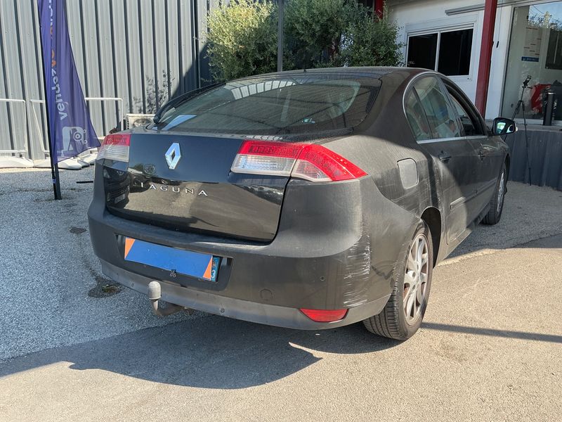 Renault Laguna 2.0 dCi 2007 – снимка 2