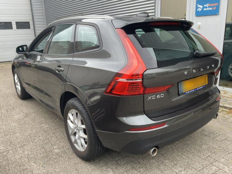 Volvo XC60 2.0 T8 Plug-in Hybrid Business AWD 2018 – снимка 6