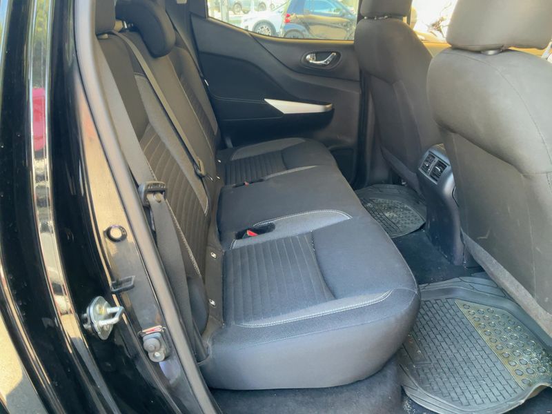 Renault Alaskan 2.3 dCi Diesel Intens Double Cab 4x4 2019 – снимка 19