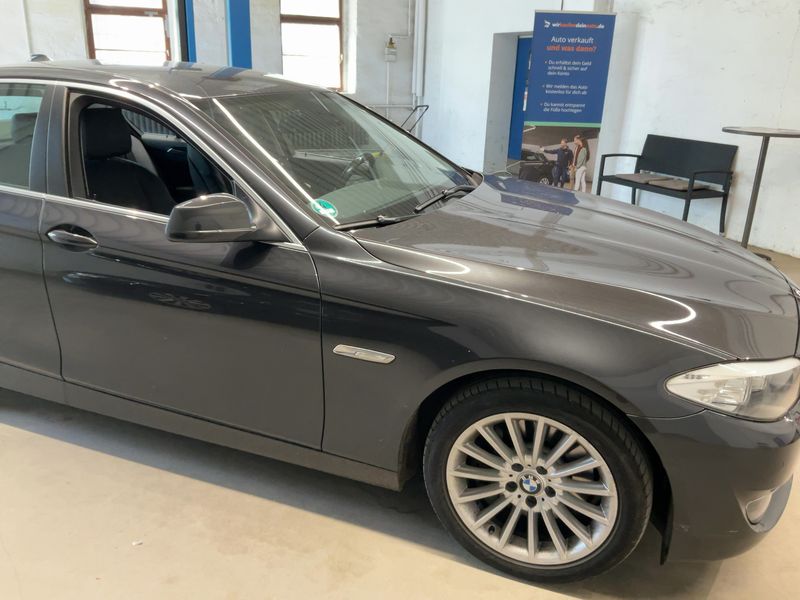 BMW 5er 530d xDrive 2011 – снимка 8