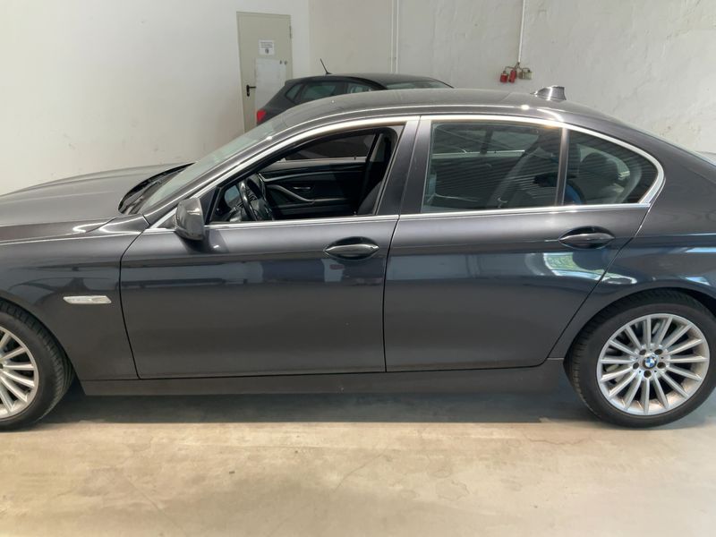BMW 5er 530d xDrive 2011 – снимка 4