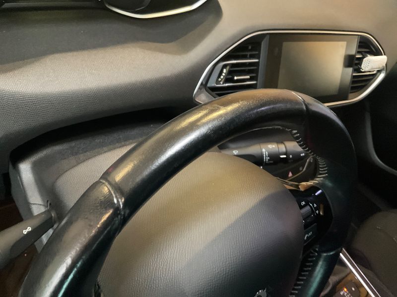 Peugeot 308 1.2 e-THP Allure 2017 – снимка 22