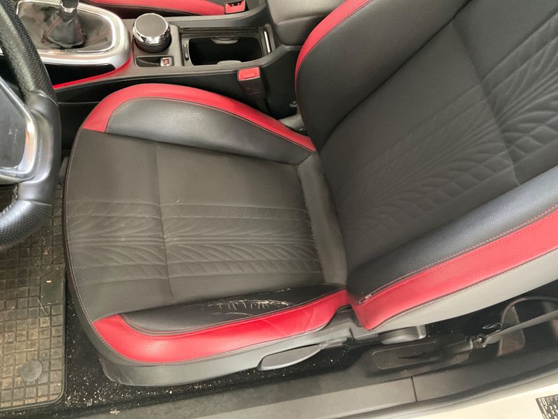 Opel Astra GTC 2.0 CDTI Biturbo BiTurbo 2014 – снимка 24
