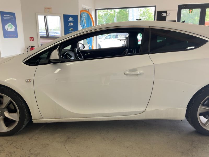 Opel Astra GTC 2.0 CDTI Biturbo BiTurbo 2014 – снимка 4