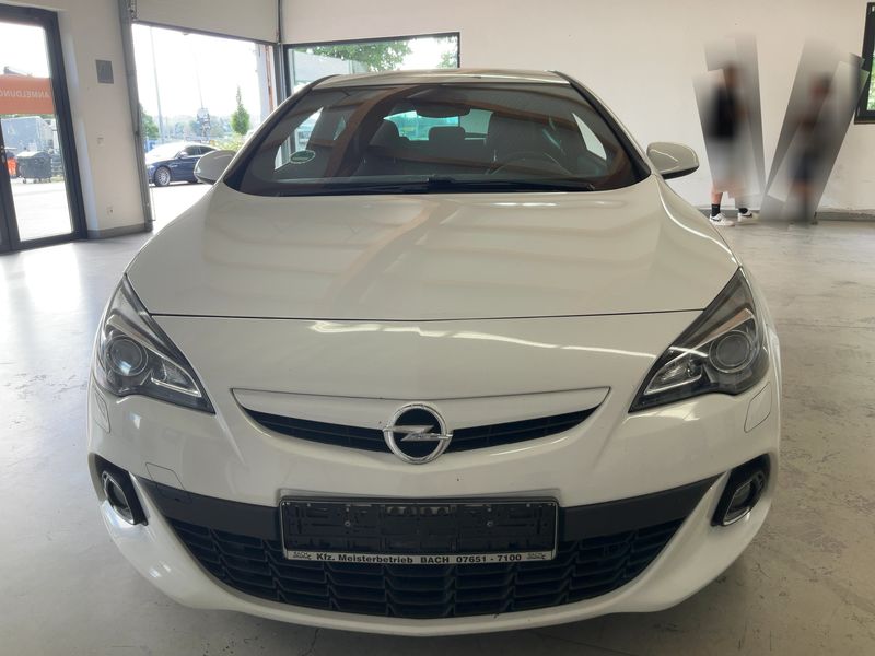Opel Astra GTC 2.0 CDTI Biturbo BiTurbo 2014 – снимка 14