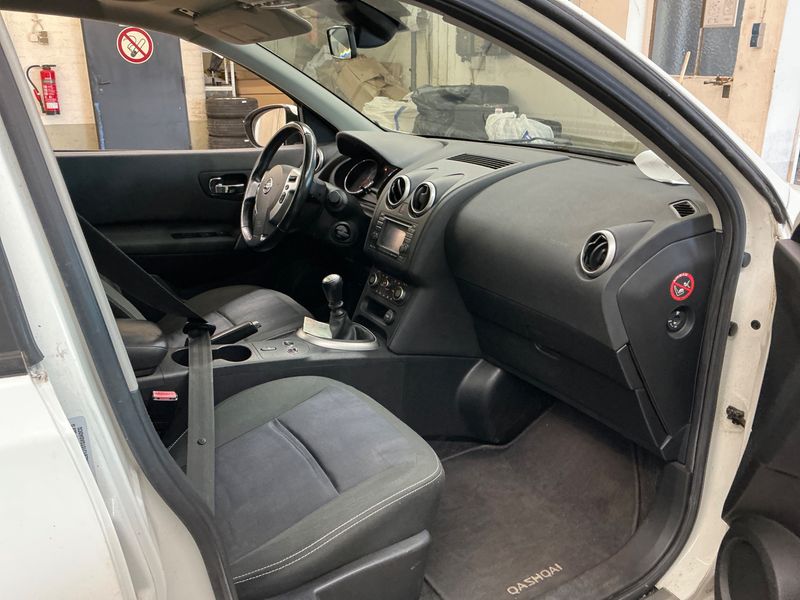 Nissan Qashqai 2.0 dCi I-Way 2011 – снимка 3