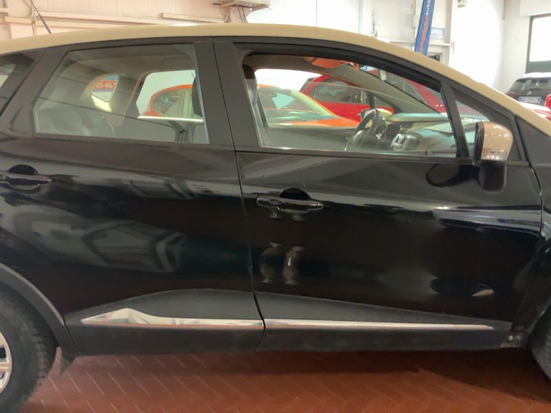 Renault Captur 1.5 dCi Energy Business Eco2 2015 – снимка 10