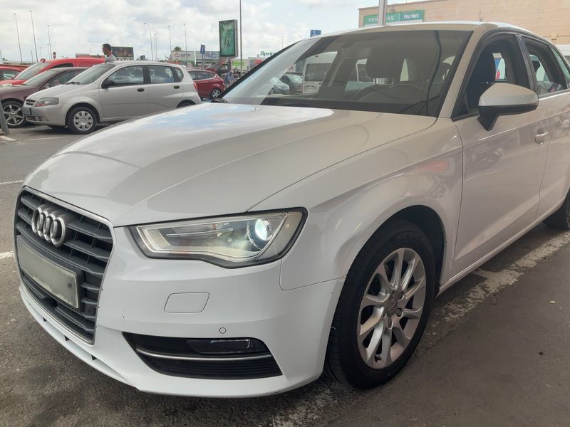 Audi A3 Sportback 2.0 TDI Business 2016 – снимка 2