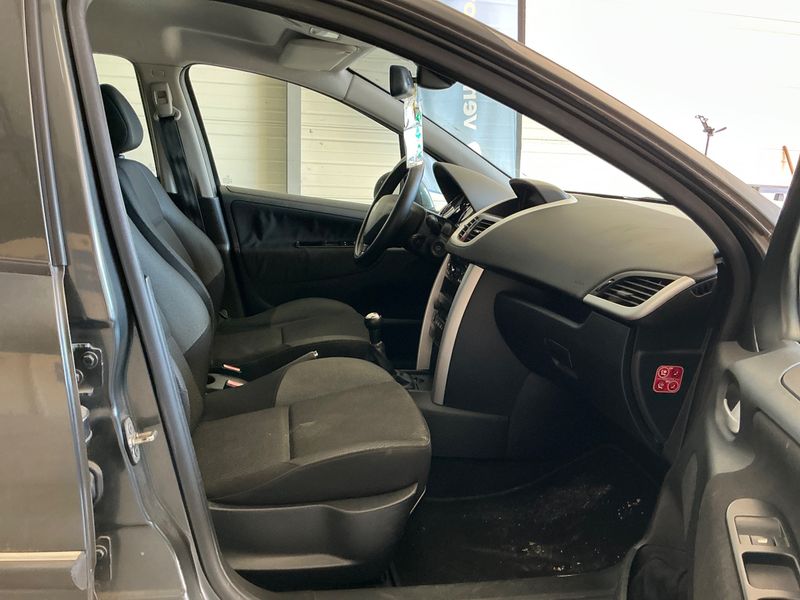 Peugeot 207 1.6 HDi Active 2012 – снимка 3