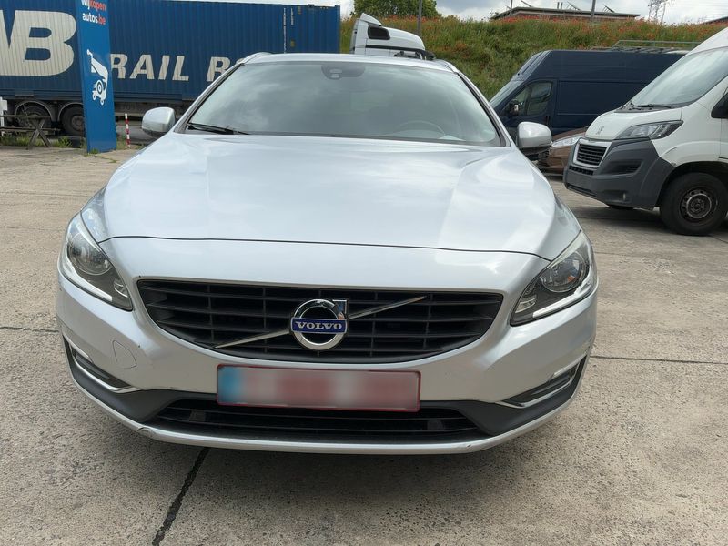 Volvo V60 2.0 D4 Ocean Race 2016 – снимка 14