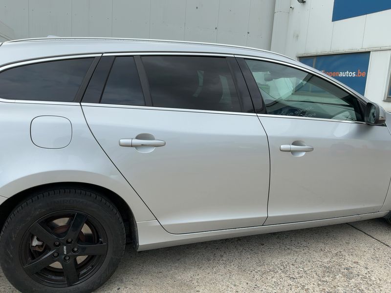 Volvo V60 2.0 D4 Ocean Race 2016 – снимка 10