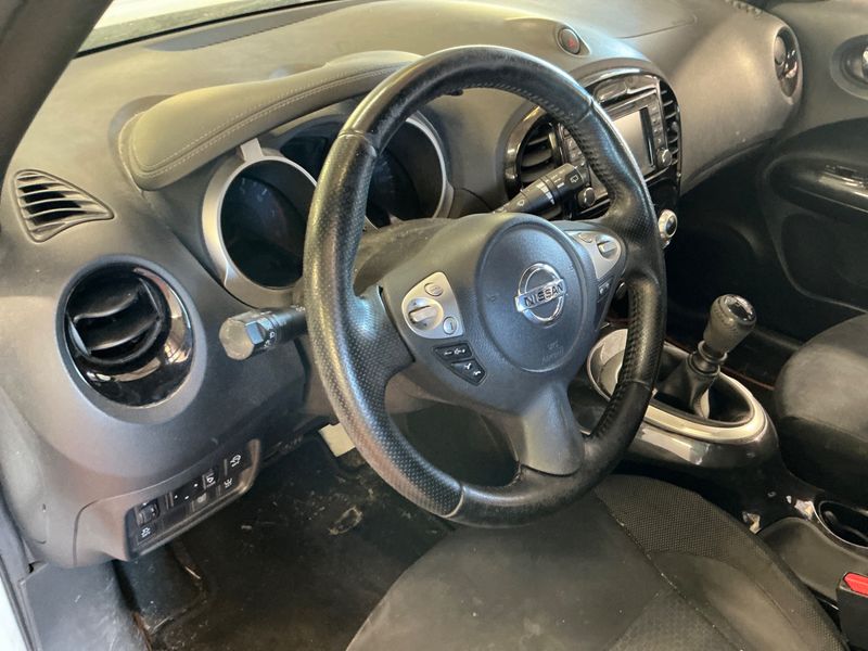 Nissan Juke 1.2 Acenta 2015 – снимка 26
