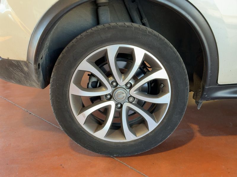 Nissan Juke 1.2 Acenta 2015 – снимка 9