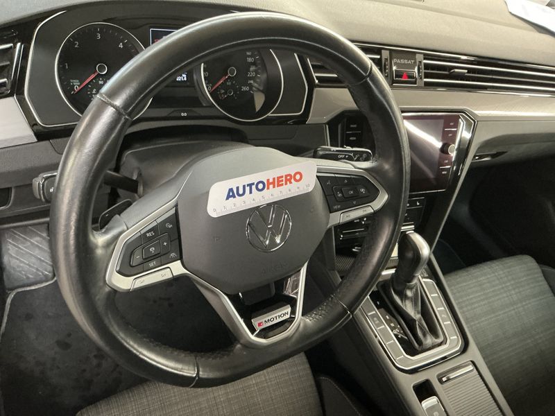 Volkswagen Passat 2.0 TDI Business 4Motion 2020 – снимка 27