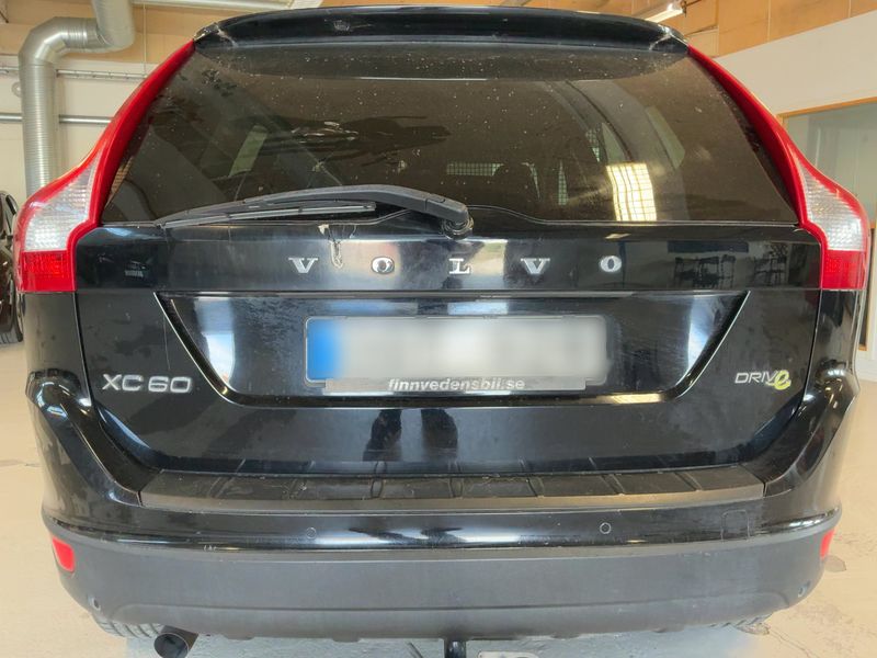 Volvo XC60 2.0 DRIVe Momentum 2012 – снимка 7