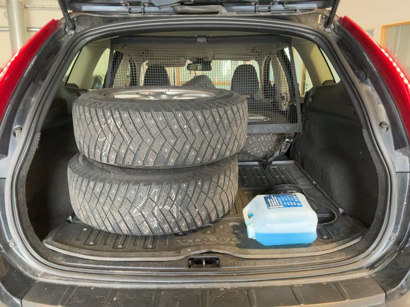 Volvo XC60 2.0 DRIVe Momentum 2012 – снимка 16